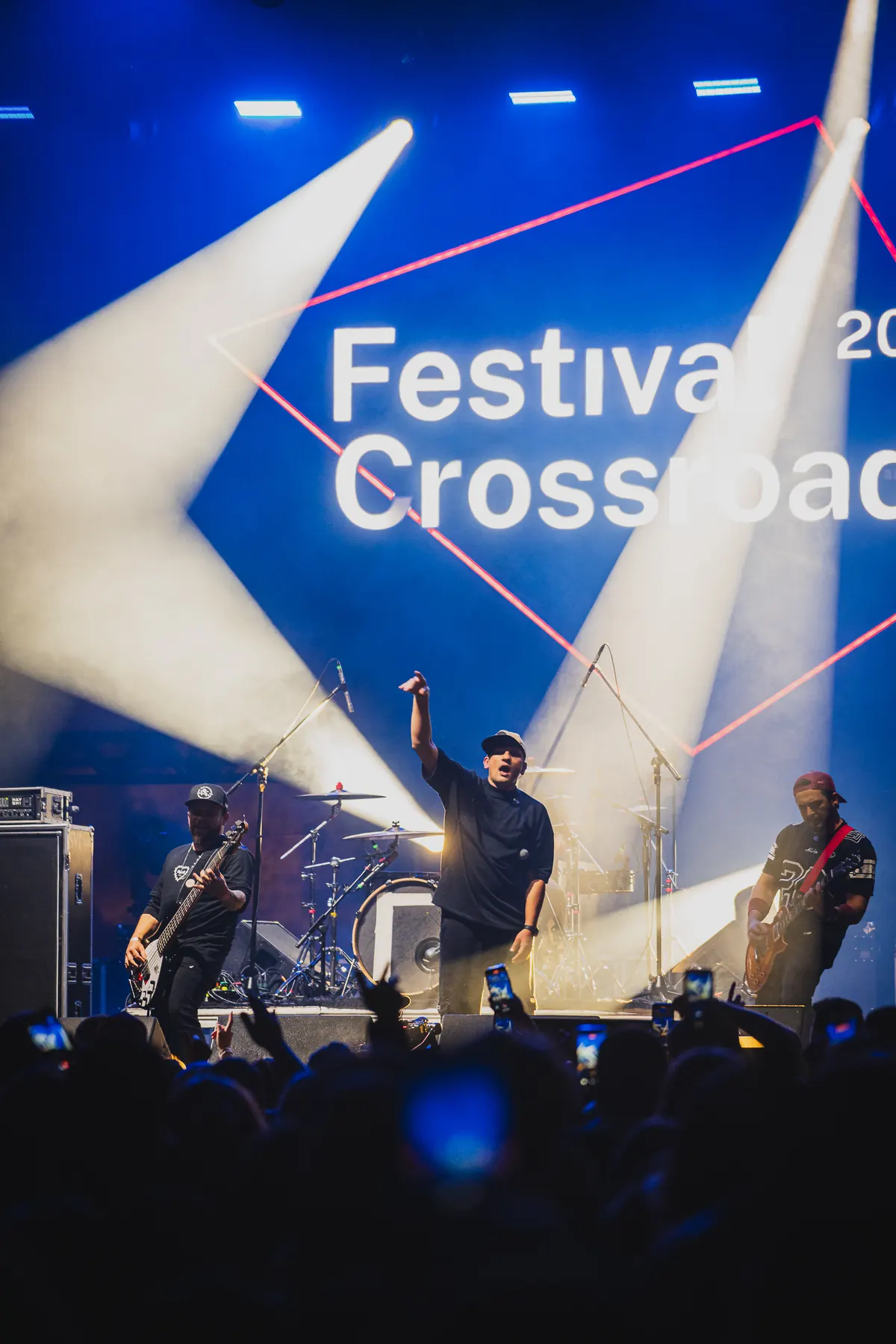 Show no Festival Crossroads com feixes de luz